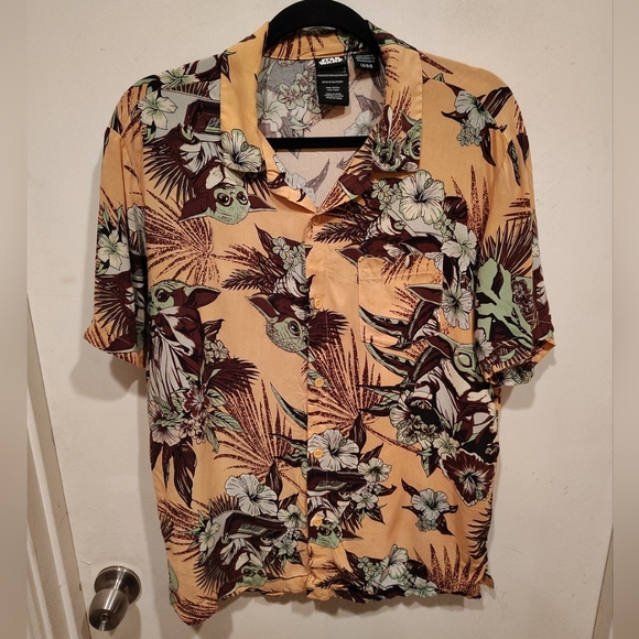 Star Wars Men's Yoda Baby Grogu Graphic Print Hawaiian Shirt Sz L Short Sleeve - Picture 1 of 7